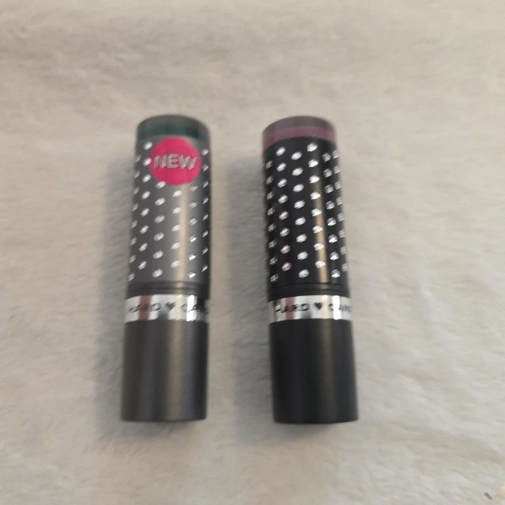 Hard Candy Fierce Effects Matte Lipstick 2pc Lot - Envy 1264 & Purple Reign 1229